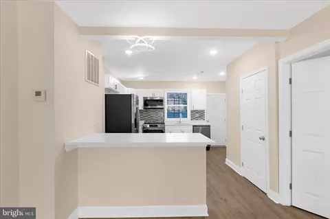 1402 N Montford Ave, Baltimore, MD 21213