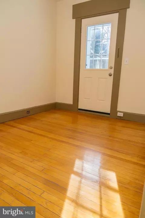 311 E Lake Ave, Baltimore, MD 21212 photo 14