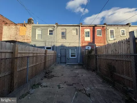 Exterior - 720 N Rose St, Baltimore, MD 21205 photo 4 of 4