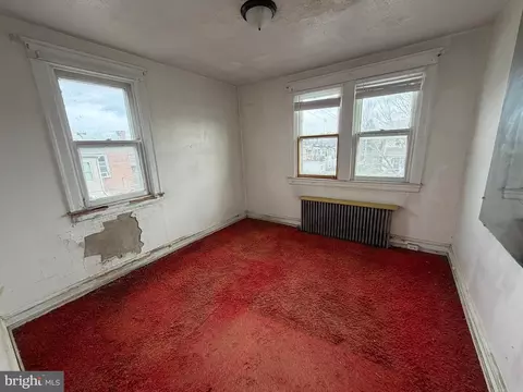 Bedroom - 3708 Dennlyn Rd, Baltimore, MD 21215 photo 4 of 4
