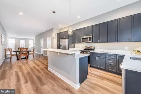 826 Edmondson Ave, Baltimore, MD 21201 photo 11