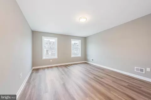 826 Edmondson Ave, Baltimore, MD 21201 photo 16