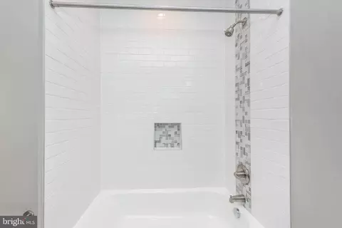 826 Edmondson Ave, Baltimore, MD 21201 photo 15