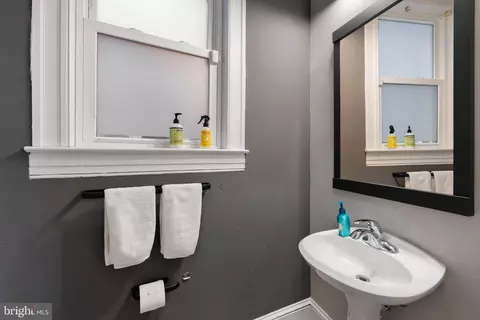347 Yale Ave, Baltimore, MD 21229 photo 30