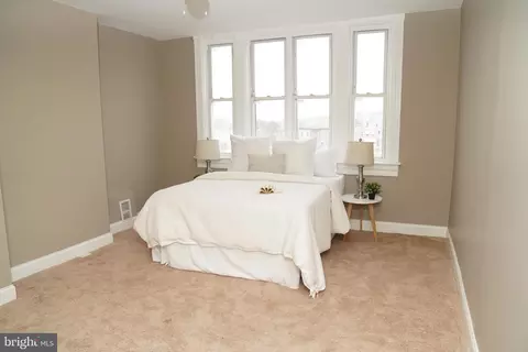 1722 E Lanvale St, Baltimore, MD 21213 photo 4