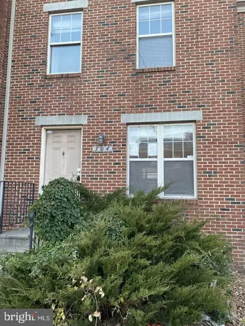 304 N Fremont Ave, Baltimore, MD 21201