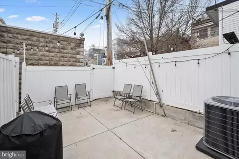 Exterior - 405 E Clement St, Baltimore, MD 21230 photo 3 of 5