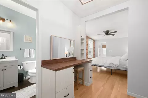 Entry Way - 405 E Clement St, Baltimore, MD 21230 photo 5 of 5
