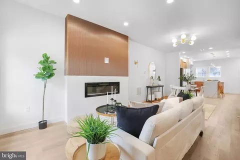 327 N Gilmor St, Baltimore, MD 21223