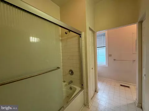 1143 Hull St, Baltimore, MD 21230 photo 43