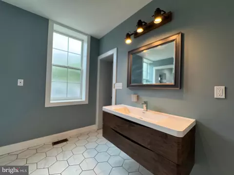 1143 Hull St, Baltimore, MD 21230 photo 31