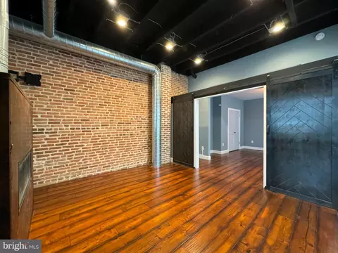 1143 Hull St, Baltimore, MD 21230 photo 12
