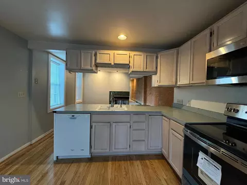 1143 Hull St, Baltimore, MD 21230 photo 38