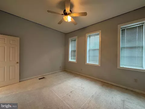 1143 Hull St, Baltimore, MD 21230 photo 48