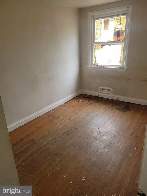 4921 Greencrest Rd, Baltimore, MD 21206 photo 7