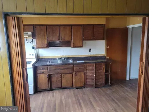 4921 Greencrest Rd, Baltimore, MD 21206 photo 4