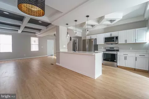 2829 Baker St, Baltimore, MD 21216 photo 2