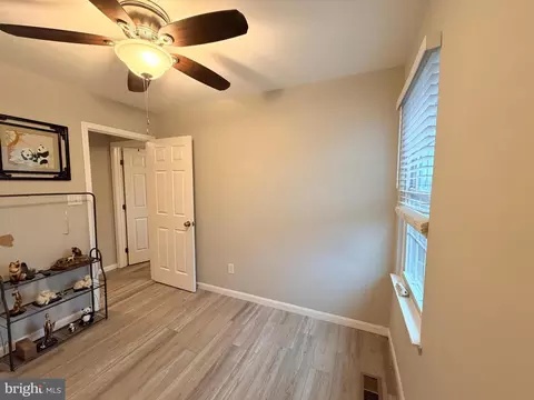 Other - 37 Cobber Ln, Baltimore, MD 21229 photo 13 of 17