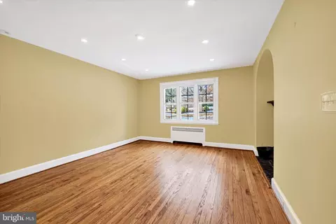 1115 Argonne Dr, Baltimore, MD 21218 photo 5