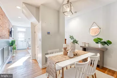 Entry Way - 440 E Clement St, Baltimore, MD 21230 photo 1 of 5
