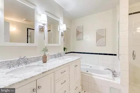 Bath - 440 E Clement St, Baltimore, MD 21230 photo 3 of 3
