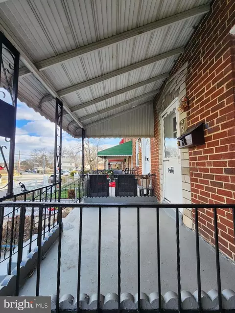 Exterior - 6305 Brown Ave, Baltimore, MD 21224 photo 5 of 9