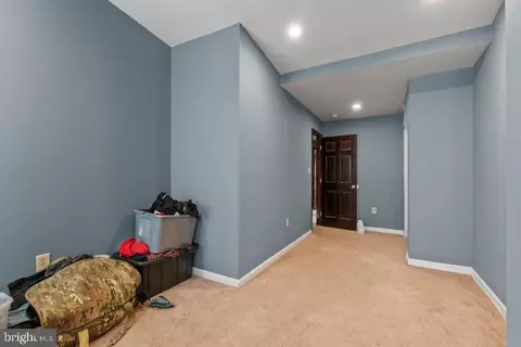 Entry Way - 1309 Kuper St, Baltimore, MD 21223 photo 10 of 12