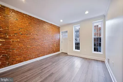 Living - 1180 Nanticoke St, Baltimore, MD 21230 photo 2 of 4