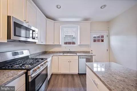 Kitchen - 1180 Nanticoke St, Baltimore, MD 21230 photo 3 of 4