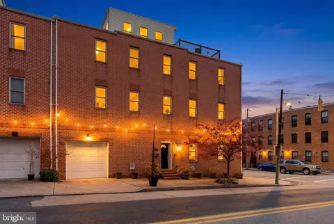 1101 S Clinton St, Baltimore, MD 21224