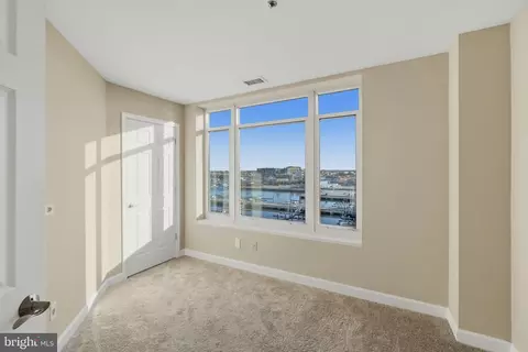 Bedroom - 100 Harborview Dr #814, Baltimore, MD 21230 photo 1 of 2