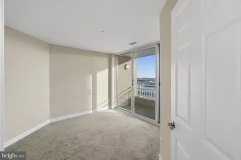Bedroom - 100 Harborview Dr #814, Baltimore, MD 21230 photo 2 of 2