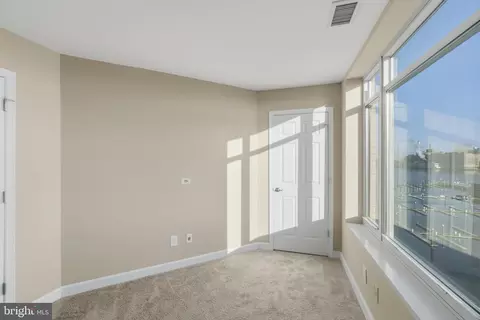 Other - 100 Harborview Dr #814, Baltimore, MD 21230 photo 6 of 17