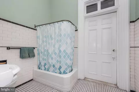 Bath - 1300 Eutaw Pl, Baltimore, MD 21217 photo 4 of 4