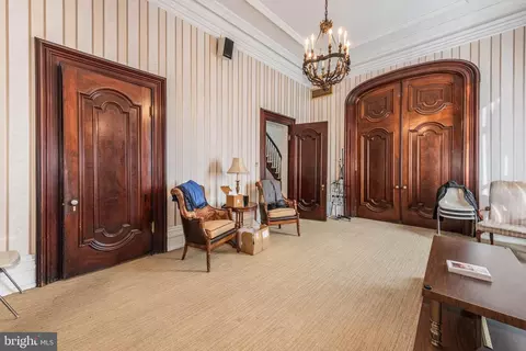 Entry Way - 1300 Eutaw Pl, Baltimore, MD 21217 photo 6 of 7