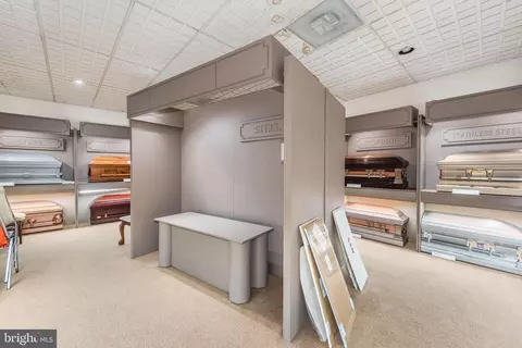 Bedroom - 1300 Eutaw Pl, Baltimore, MD 21217 photo 2 of 2