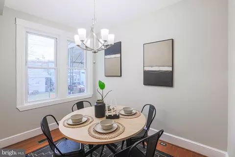 Dining - 743 Linnard St, Baltimore, MD 21229 photo 1 of 5