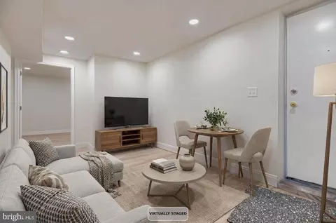 Living - 5930 Glenoak Ave, Baltimore, MD 21214 photo 2 of 2