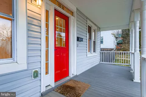 Exterior - 5930 Glenoak Ave, Baltimore, MD 21214 photo 3 of 4