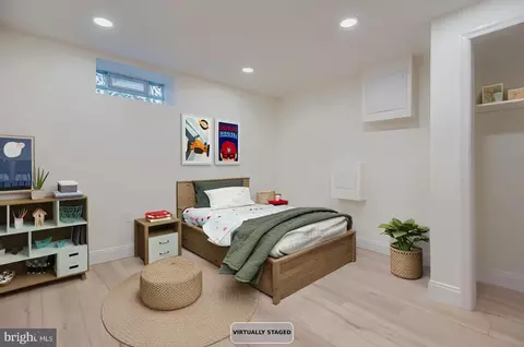 Bedroom - 5930 Glenoak Ave, Baltimore, MD 21214 photo 2 of 2