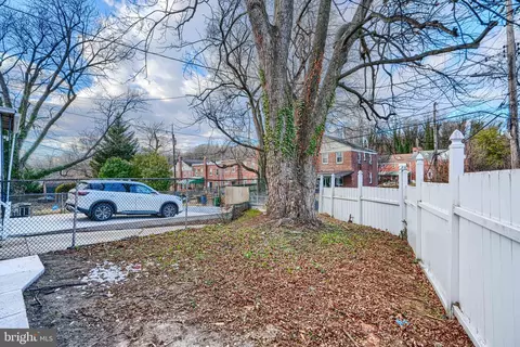 Exterior - 4400 Manorview Rd, Baltimore, MD 21229 photo 7 of 7
