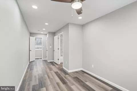 Entry Way - 407 Pitman Pl, Baltimore, MD 21202 photo 10 of 12