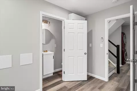 Entry Way - 407 Pitman Pl, Baltimore, MD 21202 photo 12 of 12