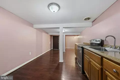 Entry Way - 3418 Eastern Ave, Baltimore, MD 21224 photo 19 of 22