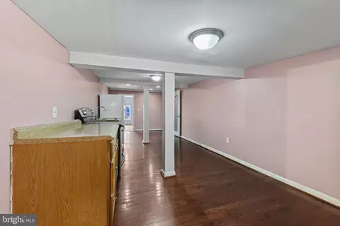 Entry Way - 3418 Eastern Ave, Baltimore, MD 21224 photo 17 of 22