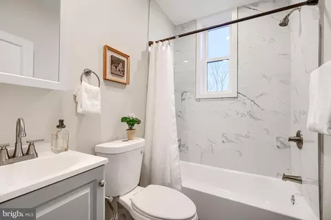 Bath - 1911 Park Ave, Baltimore, MD 21217 photo 1 of 8