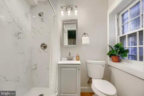 Bath - 1911 Park Ave, Baltimore, MD 21217 photo 7 of 8