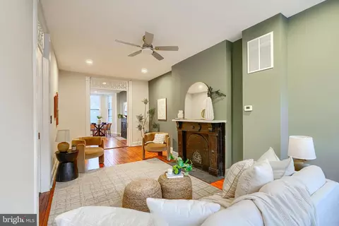 1911 Park Ave, Baltimore, MD 21217