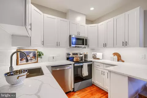 Kitchen - 1911 Park Ave, Baltimore, MD 21217 photo 3 of 3