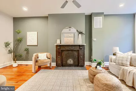 Living - 1911 Park Ave, Baltimore, MD 21217 photo 1 of 3